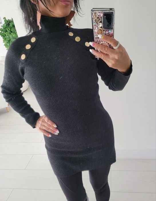 Sukienka tunika Golf prążkowana Zara Guziki