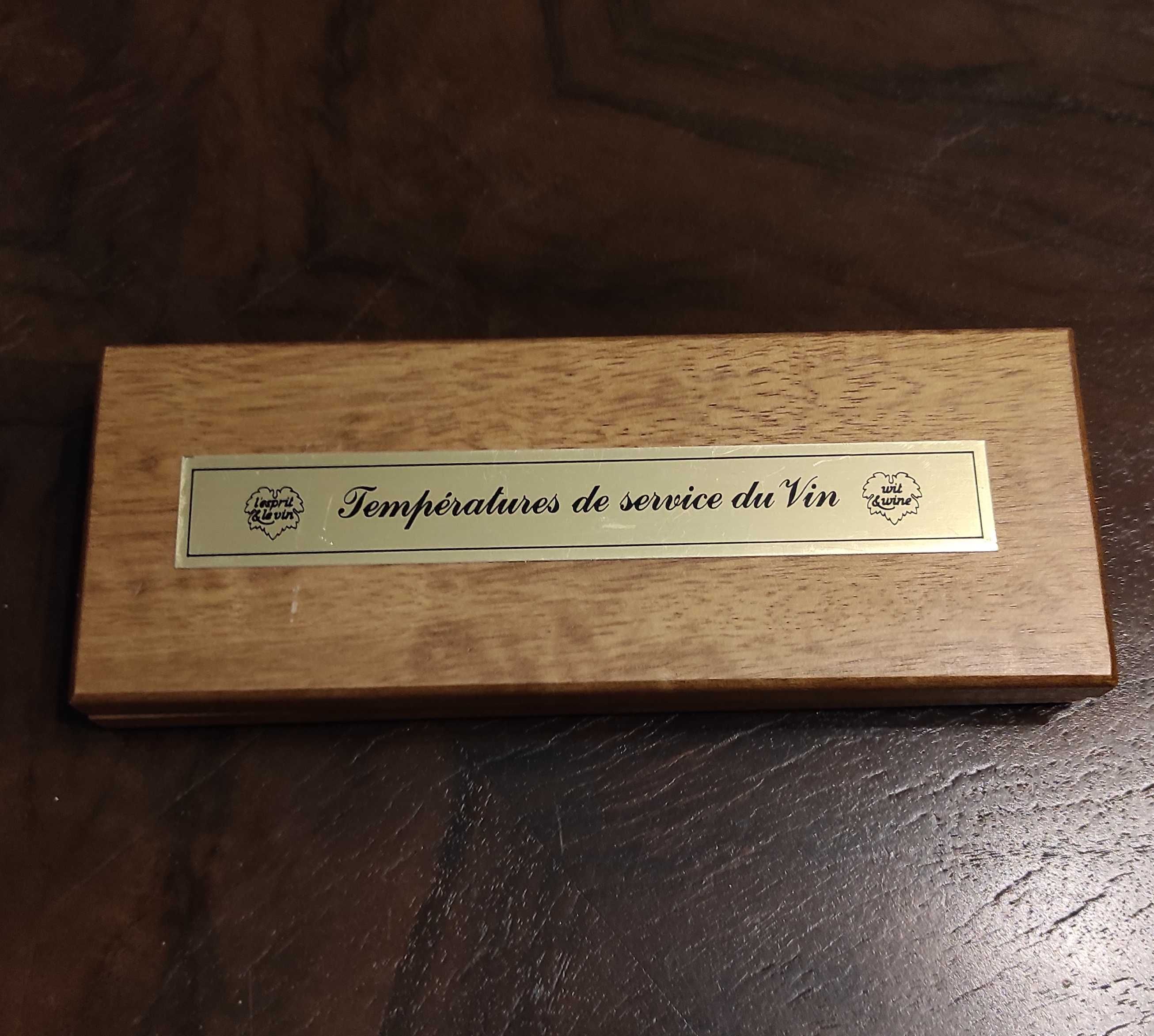 Termometr do serwowania wina w drewnianym pudełku
