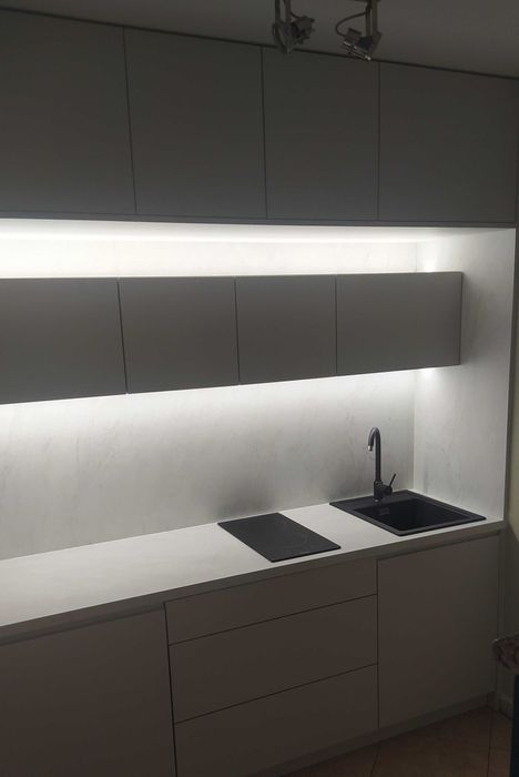 Nowoczesne meble na wymiar – kuchnie, szafy, zabudowy - DEWELOPERSKIE