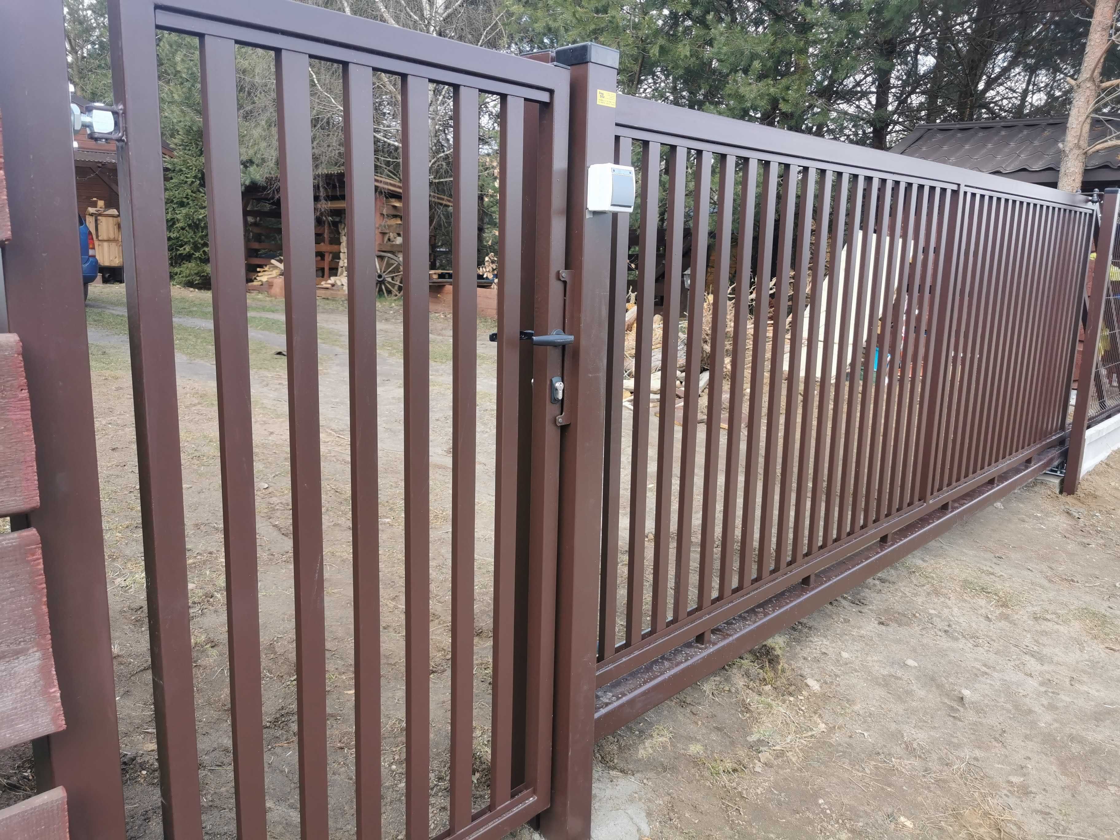 Brama przesuwna Palisada Pionowa 150x400 OCYNK+RAL OGRODZENIA Producen