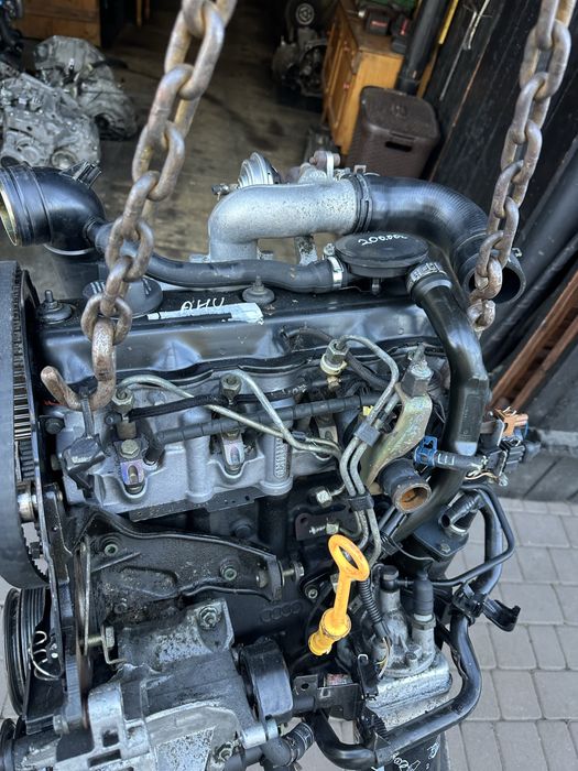 Двигун 1.9 тді Гольф3 Шаран Гелексі Транспортер Т-4 Ауді -80 Пассат Б4