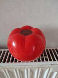 Zamykany pojemnik na jabłko lub pomidora
