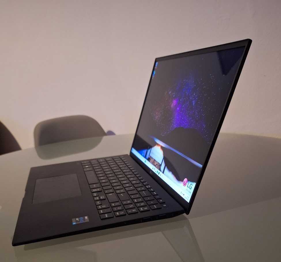 Portátil LG gram - Processador i7, 16 GB RAM, Nvme 512 GB