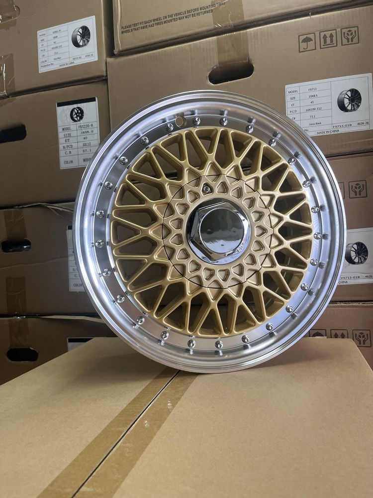 Jantes 14” 4x100 4x114.3 Novas com aba estilo BBS 2 cores