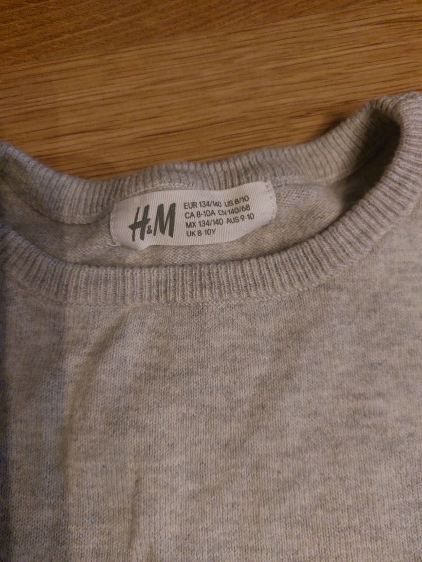 Sweter sweterek świateczny dla dziewczynki rozm 134/140 cekiny H&M