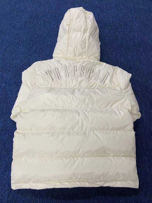 (БЕЗ ПЕРЕДОПЛАТИ)Trapstar Puffer Jacket куртка пуховик трепстар бежева