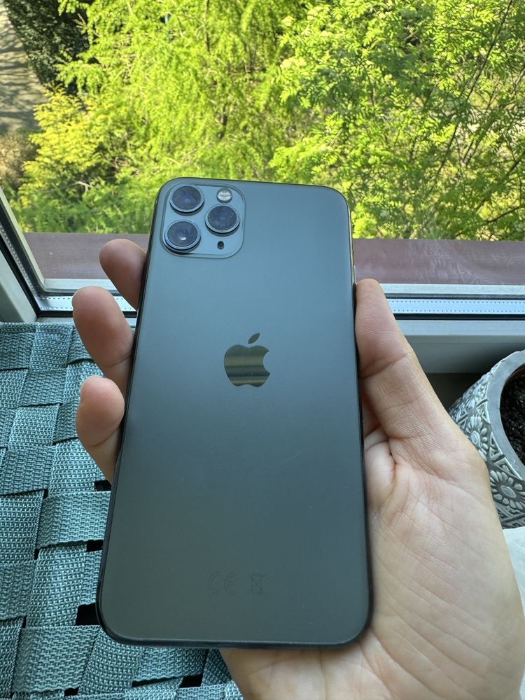 Midnight Green Iphone 11 pro