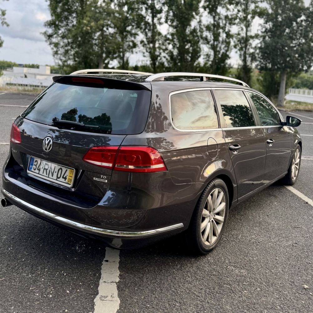 VW Passat 1.6 TDi Highline Desde 139€