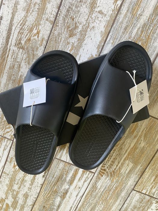 Чоловічі шльопанці Converse