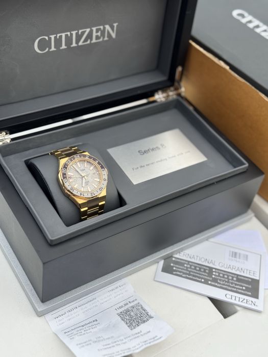 CITIZEN NB6032-53P Series 8 GMT 880