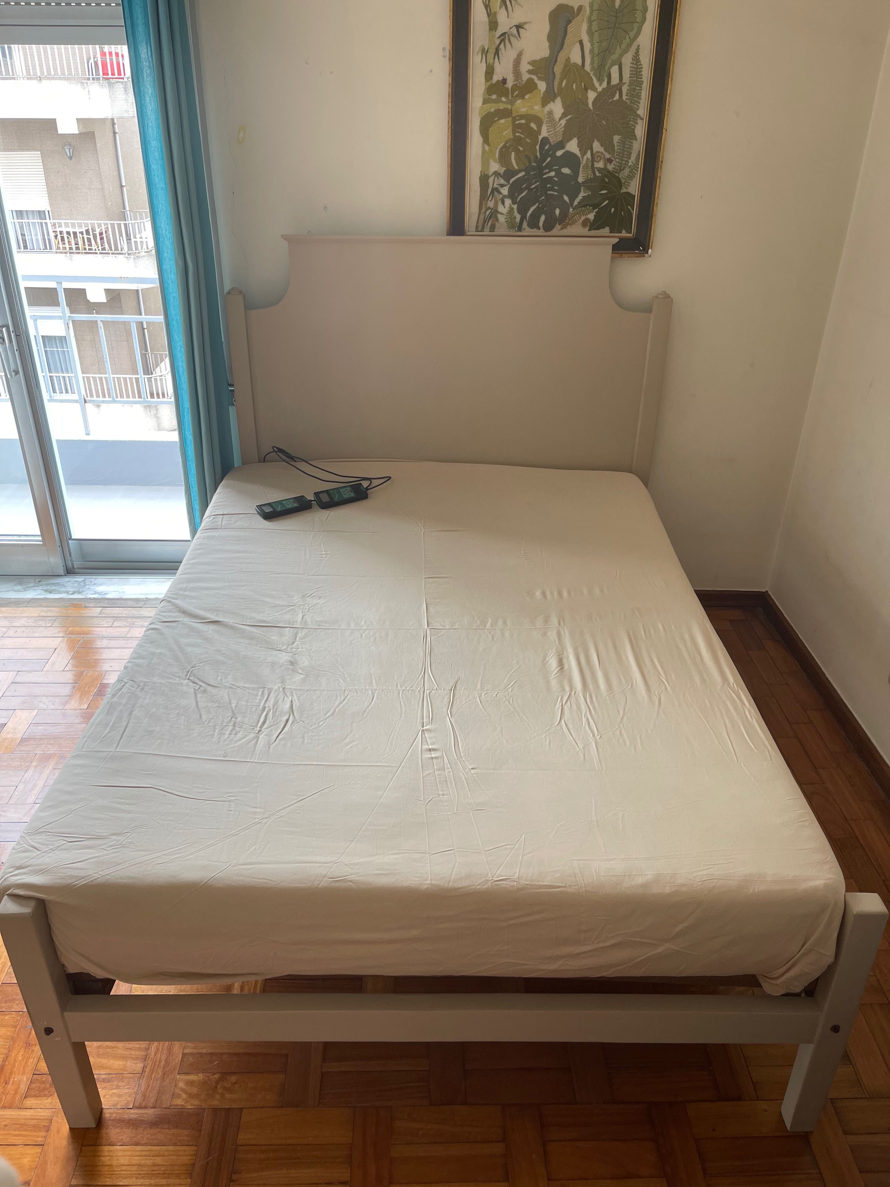 Cama Casal + Colchão Ortopédico c/ massagens