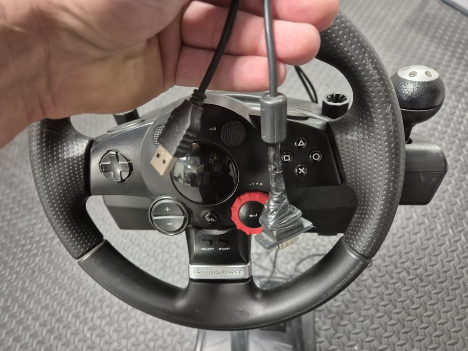 Kierownica Logitech Driving Force GT