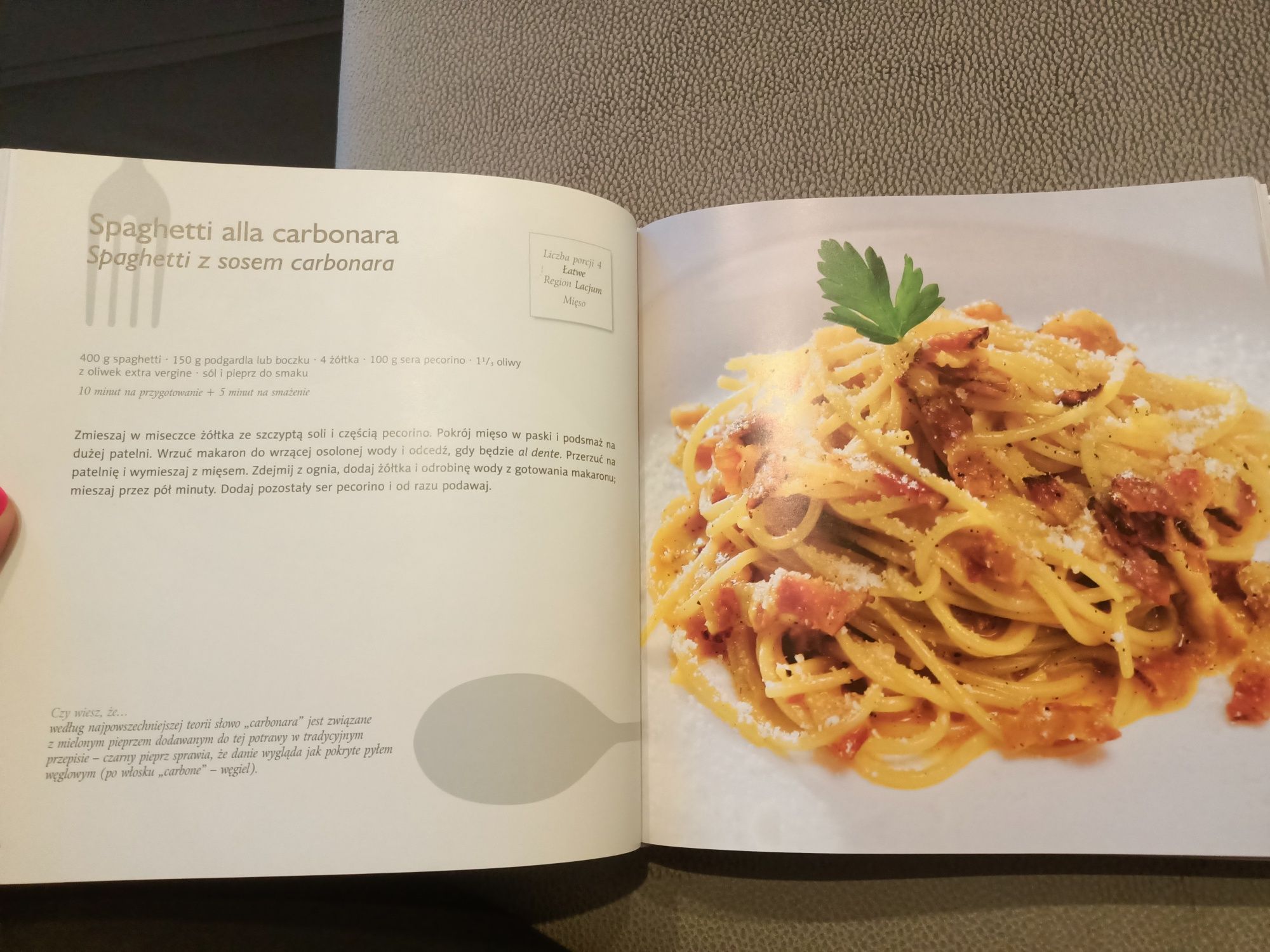 Książka kucharska 222 łatwe przepisy kuchni włoskiej