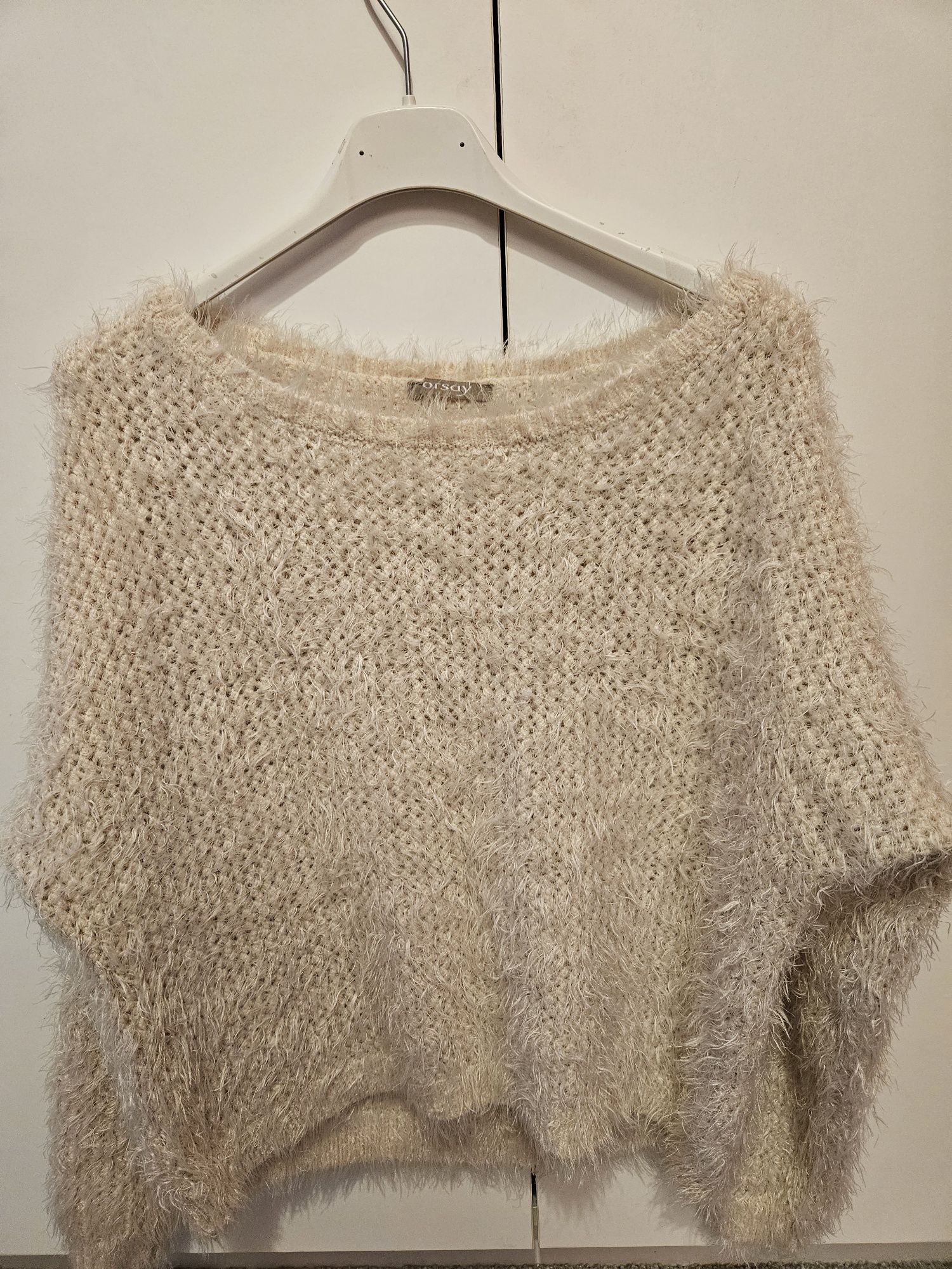 Sweter z włoskiem Orsay S