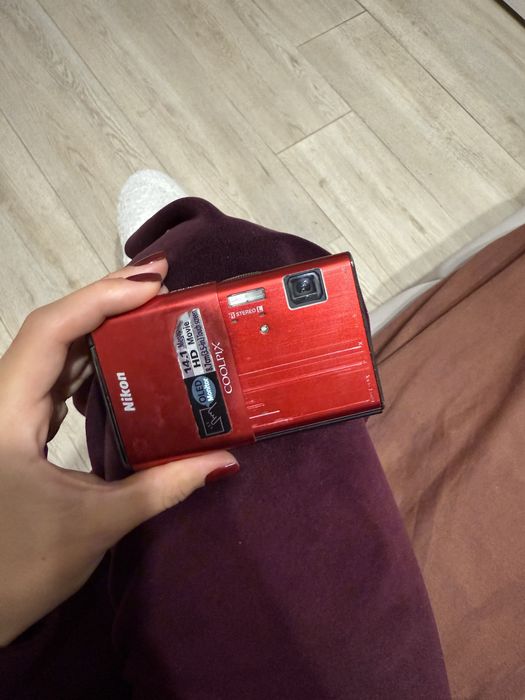 Nikon Coolpix S80 Red HD Digital Camera OLED Monitor Touchscreen