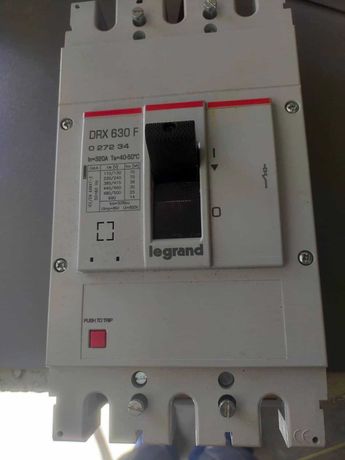 Автоматичний вимикач,Legrand DRX630 027242 50 кА 3п 320 А
