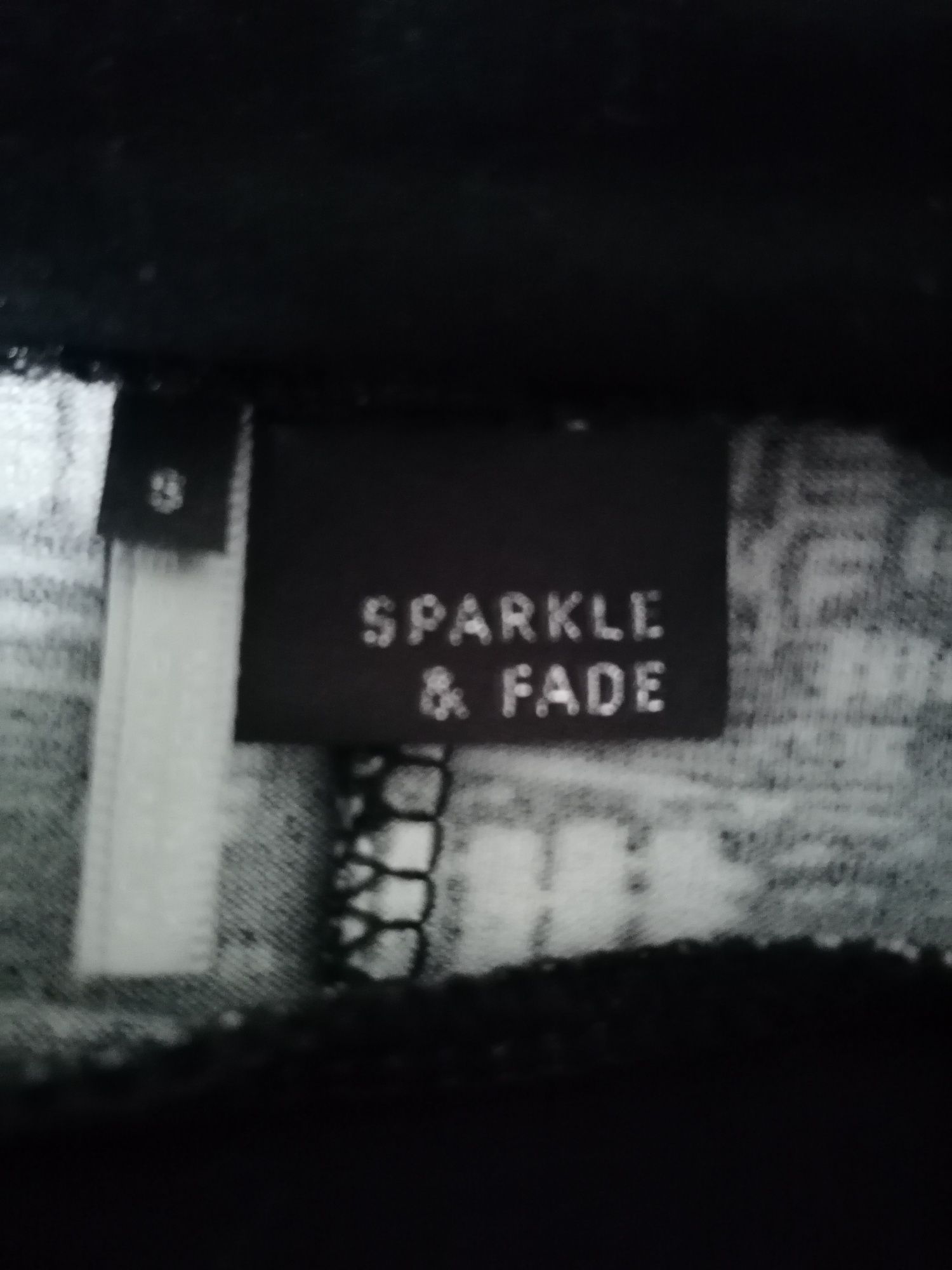 Sukienka firmy Sparkle & Fade