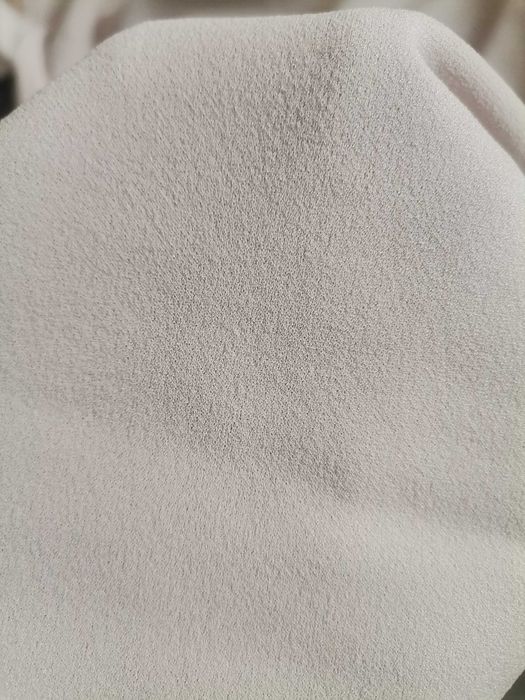 Плаття бежеве футляр.