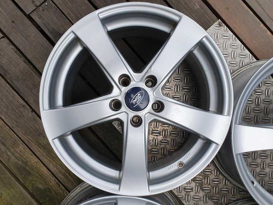 Felgi 17cali Ford C Max Focus Kuga Volvo S60 V40 V60 XC40 XC60 Z146