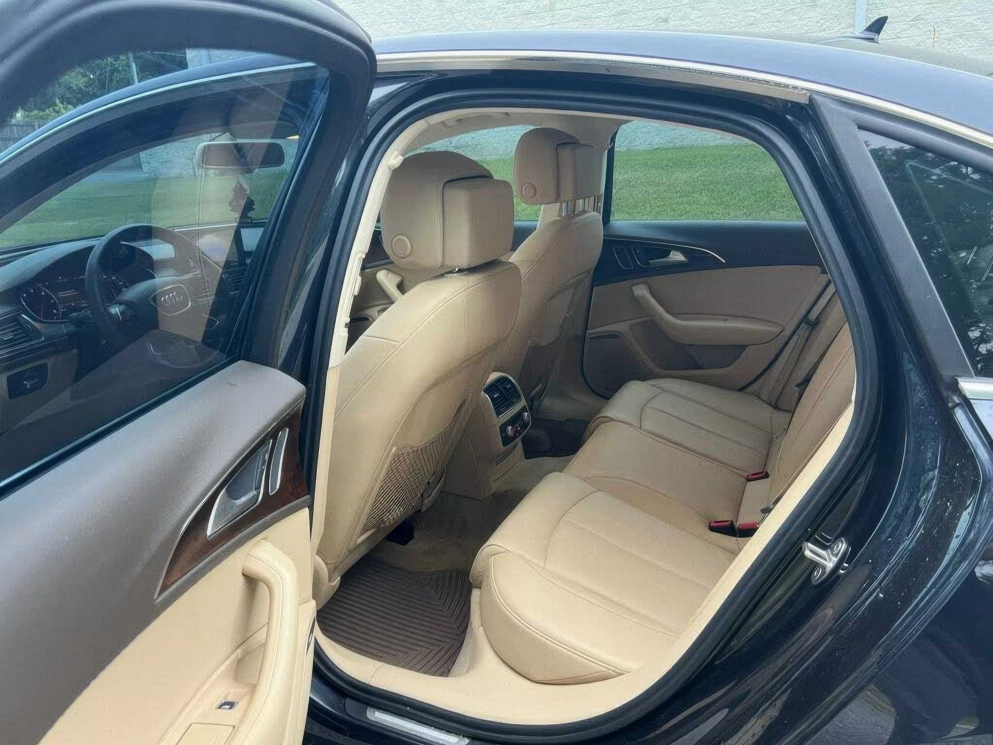 Audi  A6 Premium Plus 2014