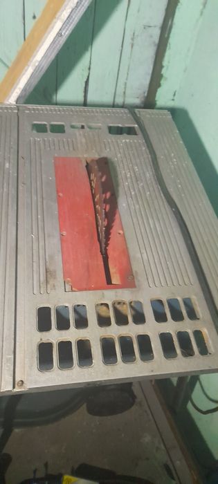 Piła do cięcia drzewa