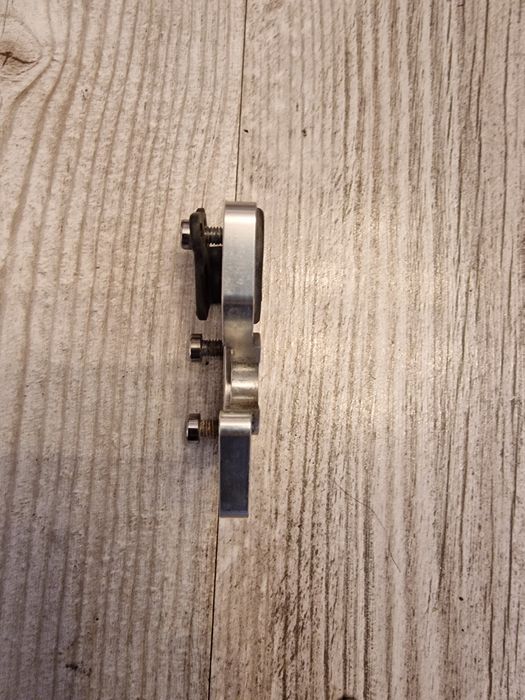 Adapter tylnego koła Giant Twist z mocowaniem czujnika