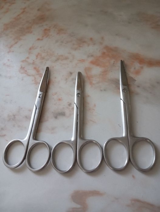 Продам медицинские ножницы.