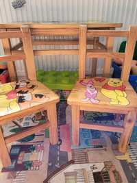 Drewniany stolik dla dzieci