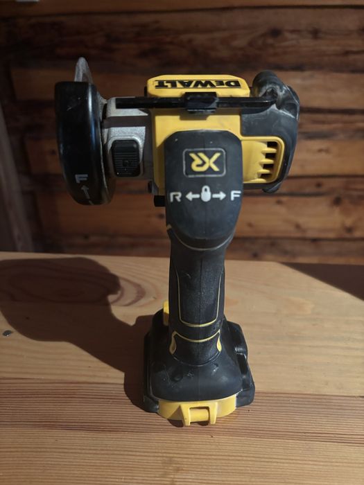 Pilarka tarczowa fleks flex szlifierka kątowa dewalt DCS43