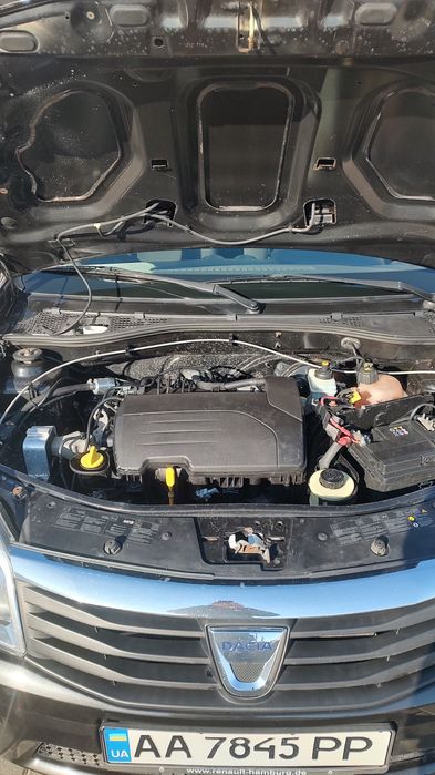 ДАЧІЯ Сандеро в гарному стані
