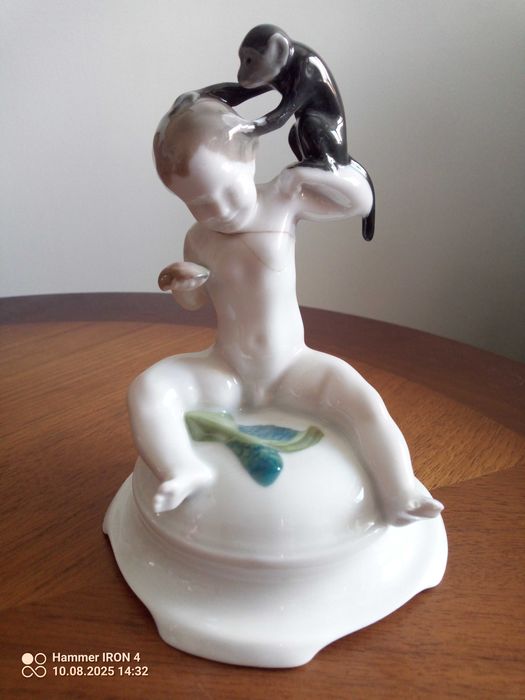 Rosenthal 1914- 1918 Figurka- chłopiec z małpką Ferd. Liebermann