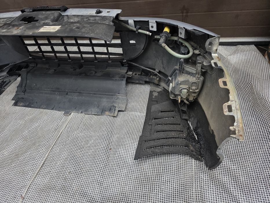 Peugeot 407 zderzak przód pod Xenon spryskiwacze kompletny kod EZRC