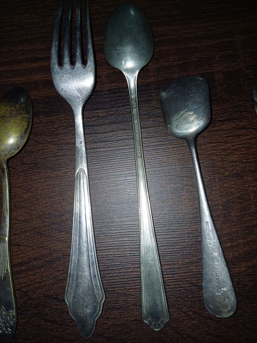 Zestaw srebnych i posrebrzanych sztućców antyki