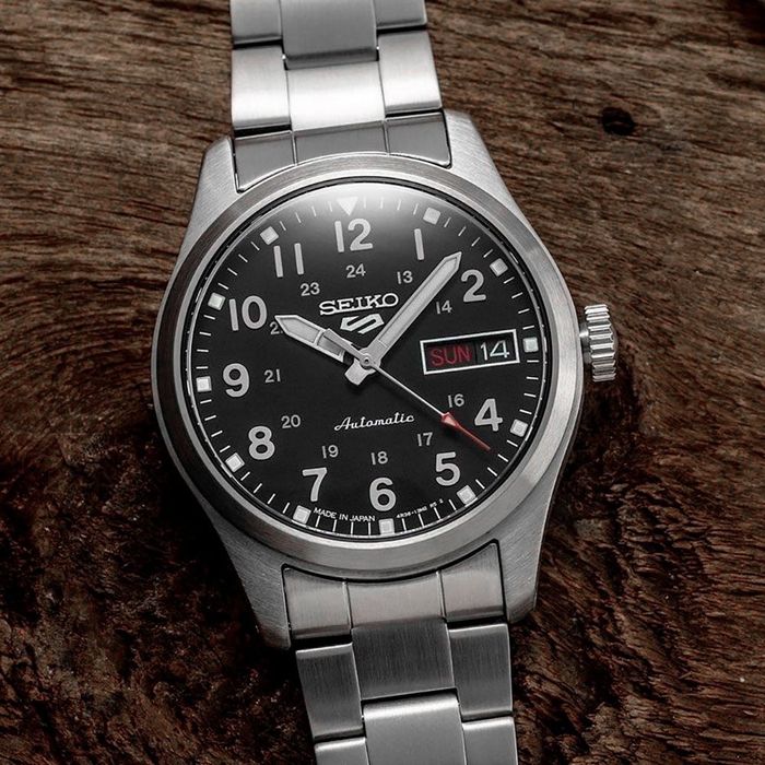 Seiko 5 Sports Automatic Black Dial  SRPJ81K1