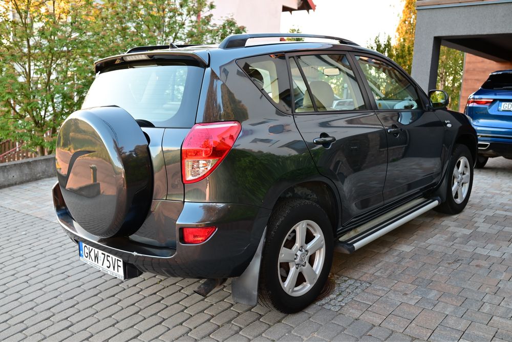 Toyota RAV4 Salon Polska, pierwszy właściciel, 2.2 D4D