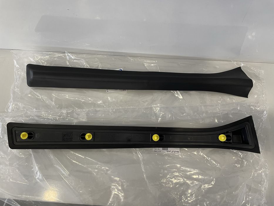 Ущільнювач центральних стійок Opel Zafira B