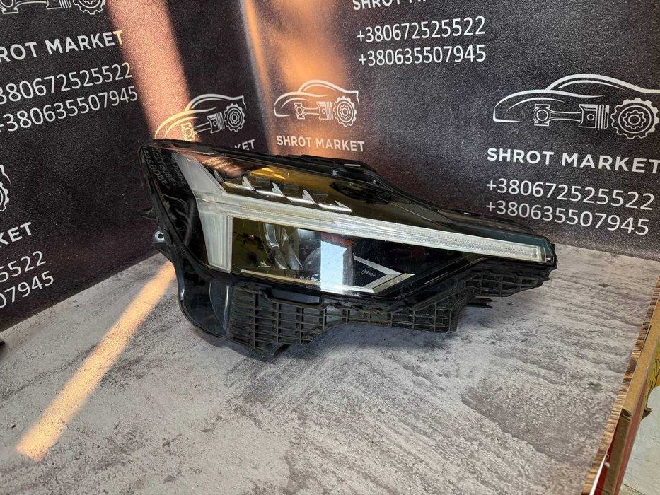 Фара передня права в зборі Polestar 2 EV LED 31698079