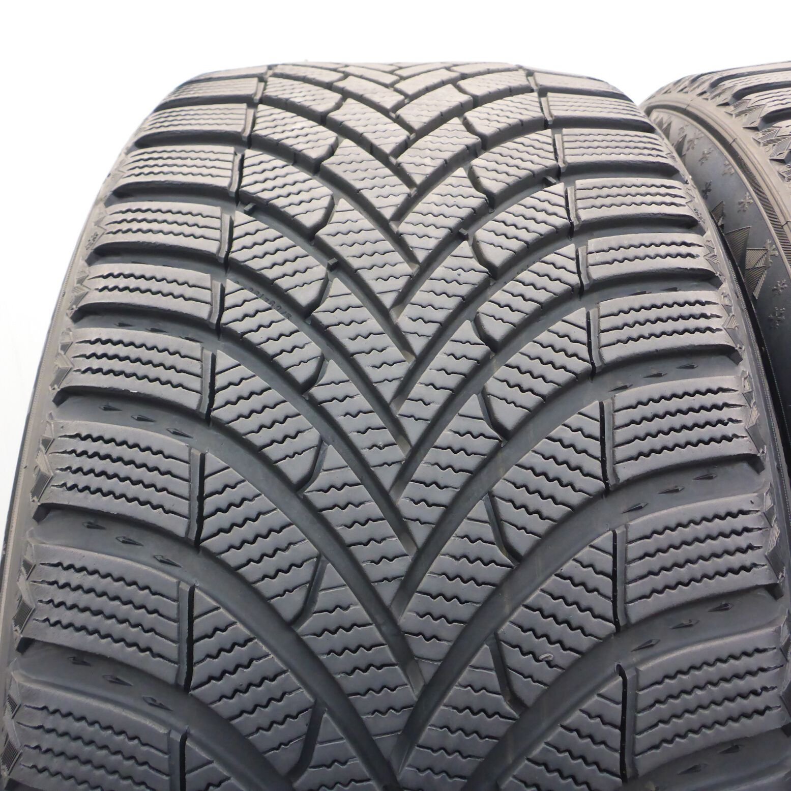 Opony 235/40/19 Semperit 235/40R19 96V XL Speed5 Zimowe 2024 7,4-7,5mm