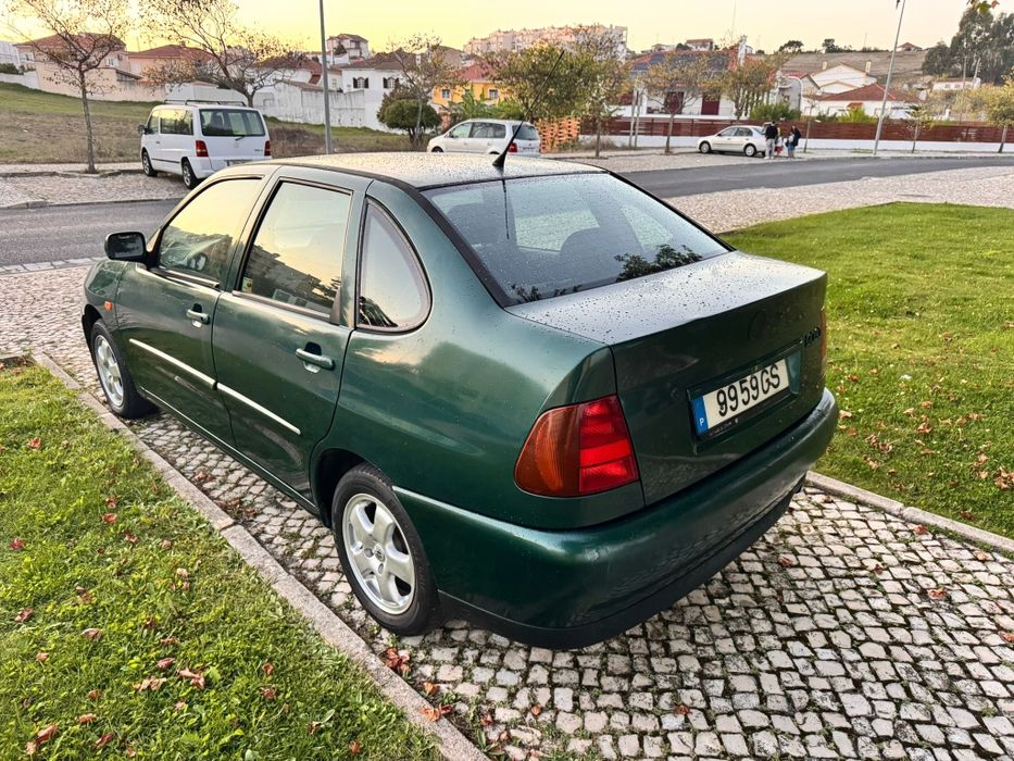 WV Polo só 150 mil km com ar condicionado