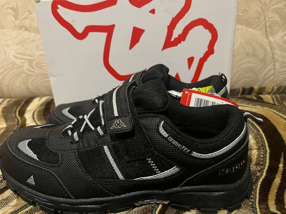 Кросівки чоловічі kappa 39р.Нові