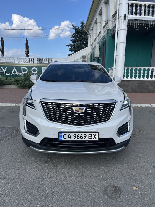 Продам Cadillac XT5
