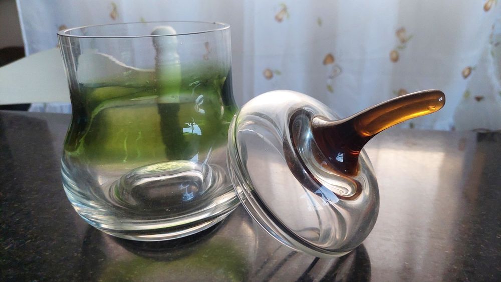 Vários artigos em vidro