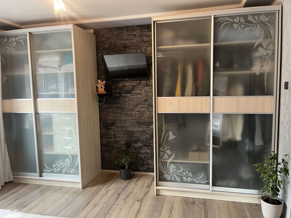 Житловий будинок з мансардою