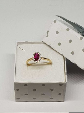 Złoty pierścionek z różowym oczkiem, złoto 585, rozm.18