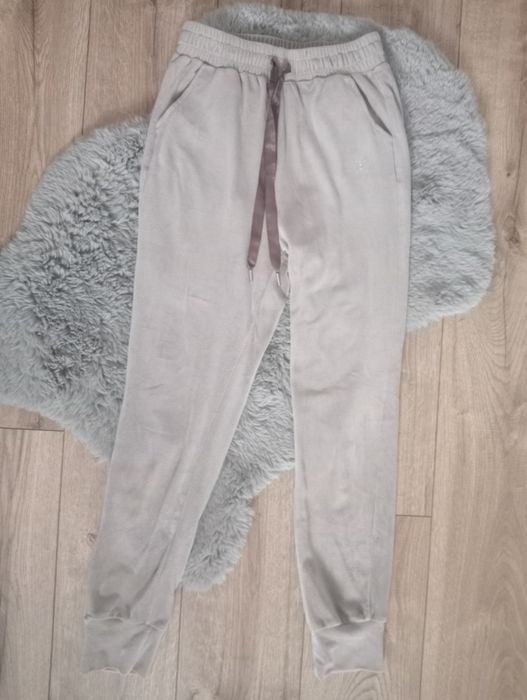 Spodnie dresowe welurowe damskie S/M