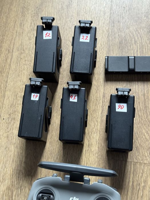 DJI FPV RC 2. FPV пульт керування, аккуми, проппи, аксесуари