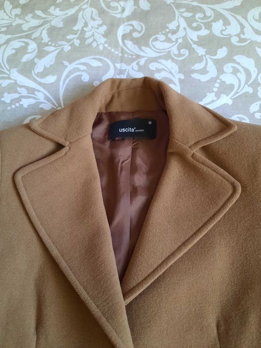 Casaco Jaqueta Senhra, Uscita