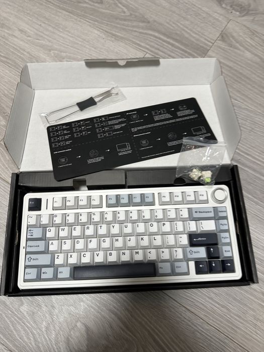 Бездротова механічна клавіатура Aula F75