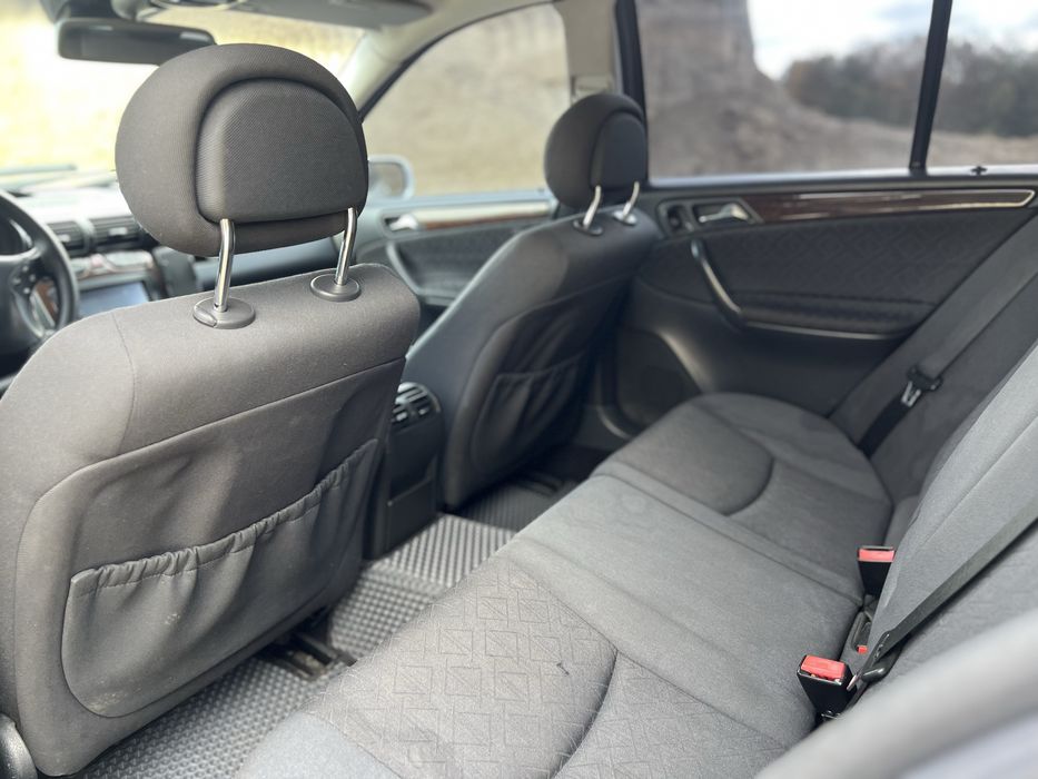 Продам Mercedes W203 C-Class 2.2cdi