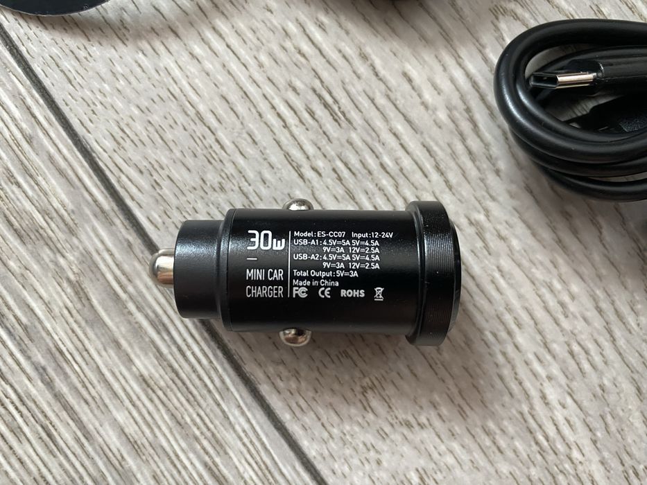 Бездротова зарядка в авто 15W MagSafe, магнітний тримач